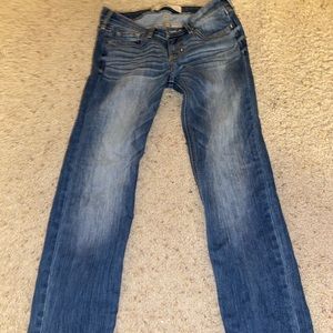 Hollister Low Rise Skinny Straight Jeans 26S//3S